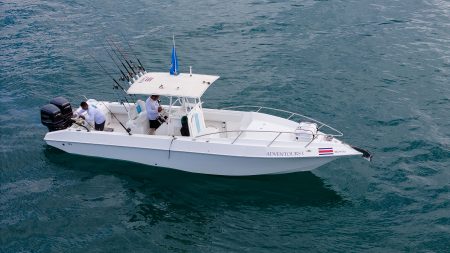 Half Day Inshore Fishing Tour from Uvita